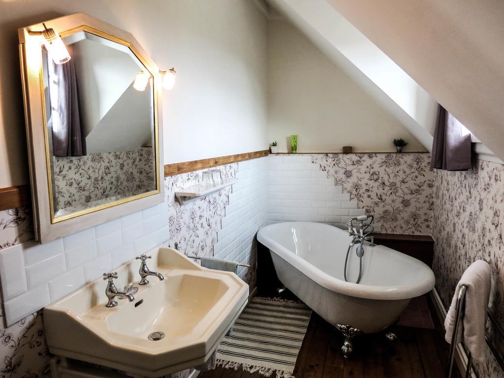 La Passerelle Des Corton B&B Aloxe-Corton Стая снимка