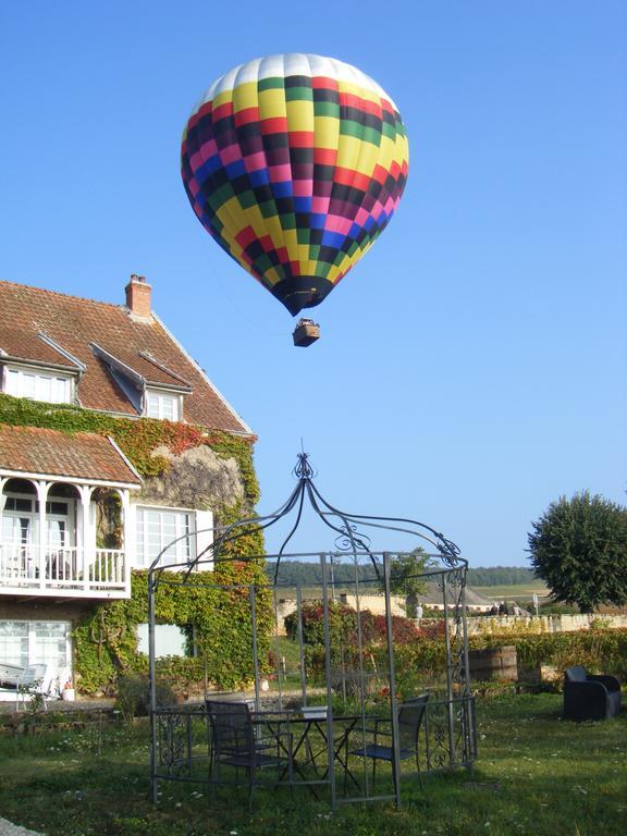 La Passerelle Des Corton B&B Aloxe-Corton Екстериор снимка
